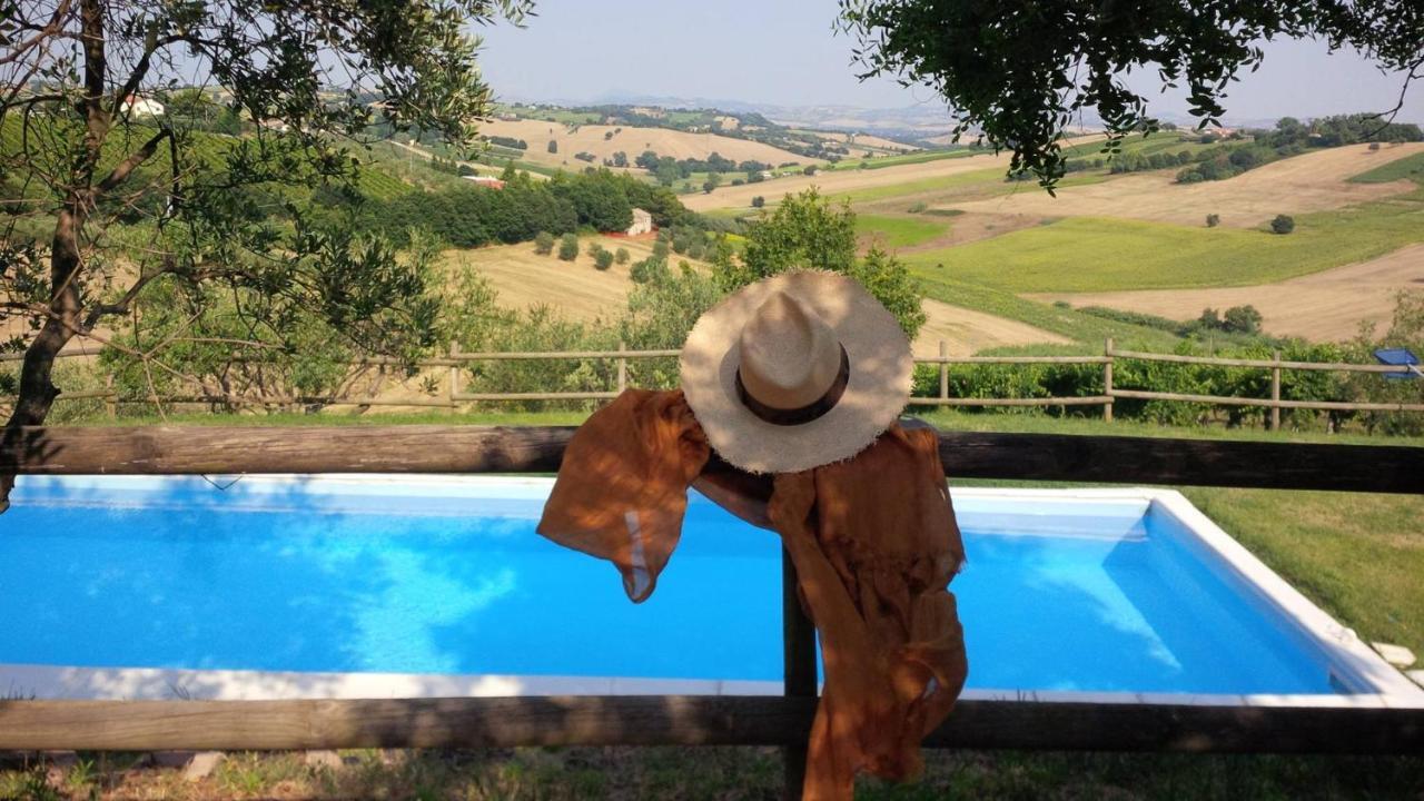 Villa Sant'Elena Morro d'Alba Bagian luar foto